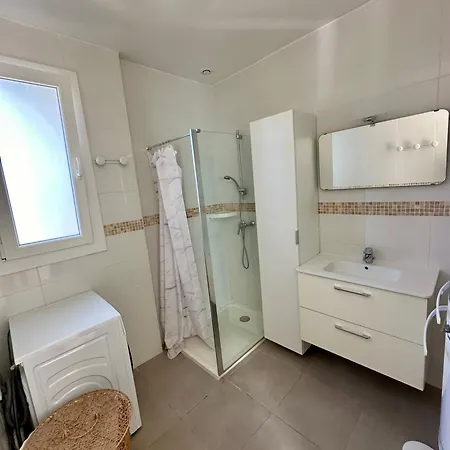 T2 Les Garrigues Apartament *